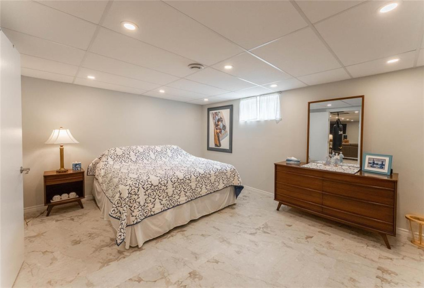 75 Brentlawn, 4 Bedrooms Bedrooms, 15 Rooms Rooms,3 BathroomsBathrooms,Residential,For Sale,Brentlawn