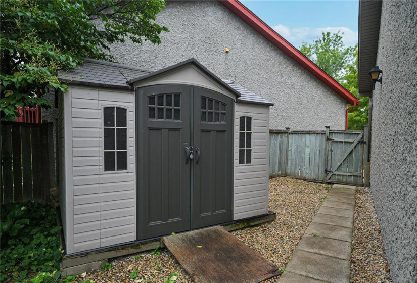 102 Tranquil, 3 Bedrooms Bedrooms, 13 Rooms Rooms,2 BathroomsBathrooms,Residential,For Sale,Tranquil