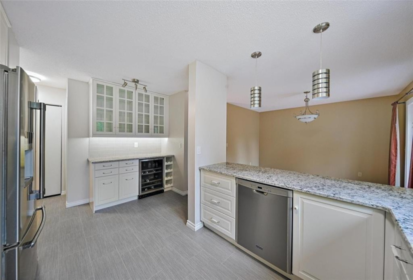 102 Tranquil, 3 Bedrooms Bedrooms, 13 Rooms Rooms,2 BathroomsBathrooms,Residential,For Sale,Tranquil