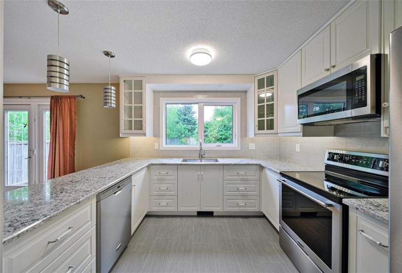 102 Tranquil, 3 Bedrooms Bedrooms, 13 Rooms Rooms,2 BathroomsBathrooms,Residential,For Sale,Tranquil