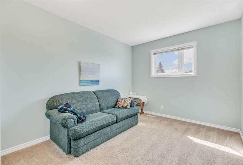 87 Baisinger, 5 Bedrooms Bedrooms, 14 Rooms Rooms,2 BathroomsBathrooms,Residential,For Sale,Baisinger