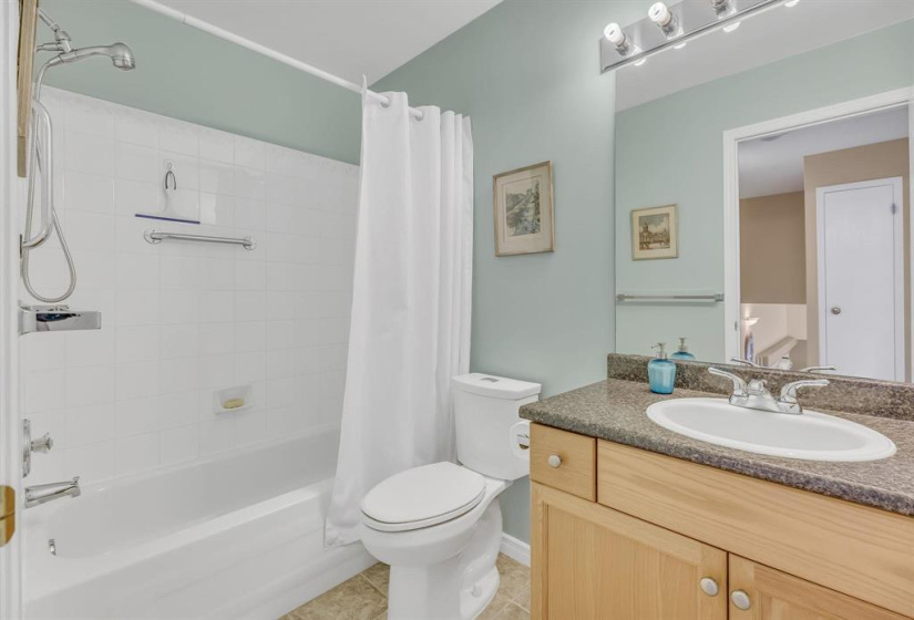 87 Baisinger, 5 Bedrooms Bedrooms, 14 Rooms Rooms,2 BathroomsBathrooms,Residential,For Sale,Baisinger