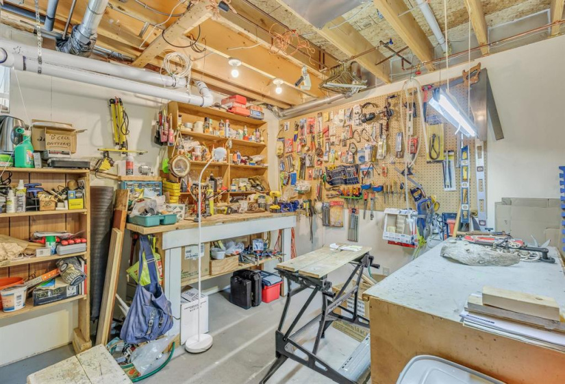 87 Baisinger, 5 Bedrooms Bedrooms, 14 Rooms Rooms,2 BathroomsBathrooms,Residential,For Sale,Baisinger
