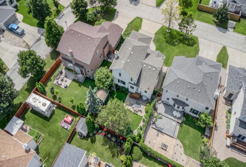 87 Baisinger, 5 Bedrooms Bedrooms, 14 Rooms Rooms,2 BathroomsBathrooms,Residential,For Sale,Baisinger