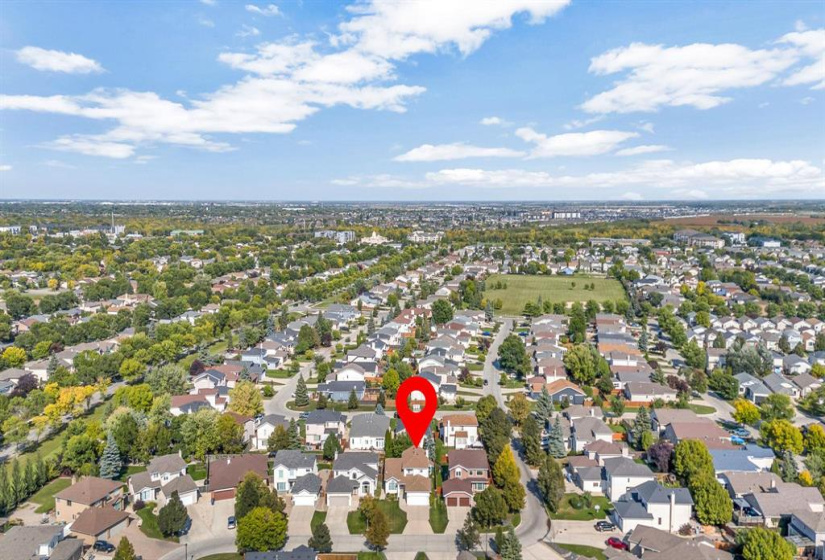 87 Baisinger, 5 Bedrooms Bedrooms, 14 Rooms Rooms,2 BathroomsBathrooms,Residential,For Sale,Baisinger