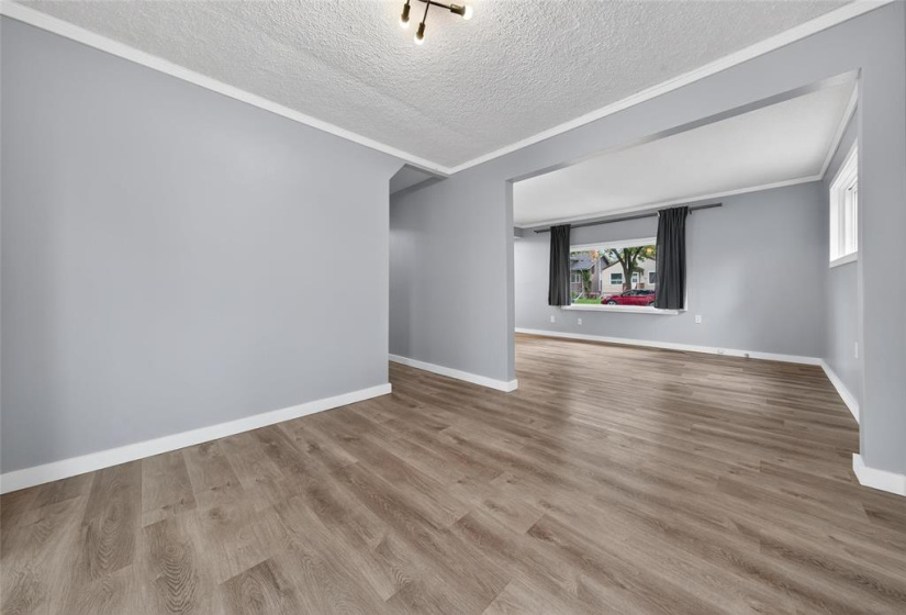 1080 Fleet, 2 Bedrooms Bedrooms, 7 Rooms Rooms,1 BathroomBathrooms,Residential,For Sale,Fleet