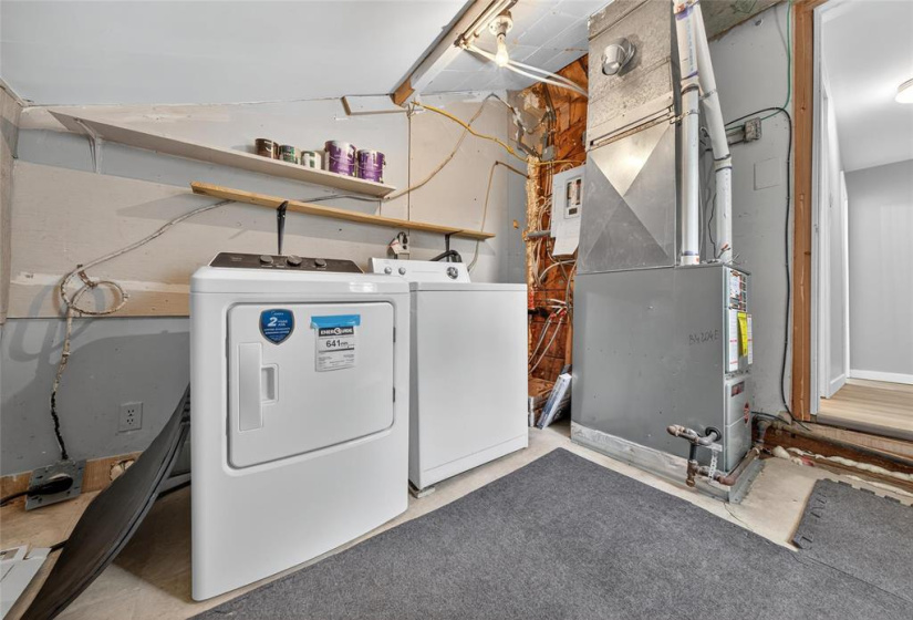 1080 Fleet, 2 Bedrooms Bedrooms, 7 Rooms Rooms,1 BathroomBathrooms,Residential,For Sale,Fleet