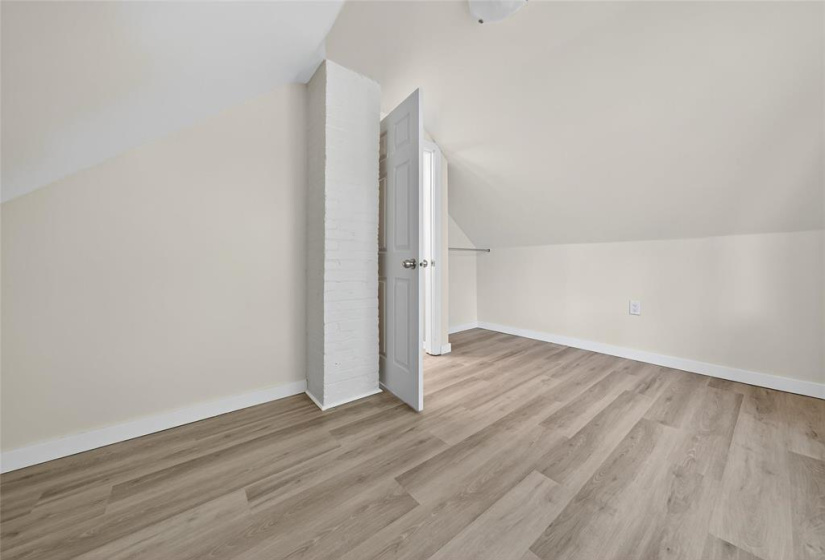 1080 Fleet, 2 Bedrooms Bedrooms, 7 Rooms Rooms,1 BathroomBathrooms,Residential,For Sale,Fleet