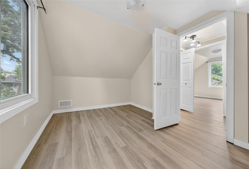 1080 Fleet, 2 Bedrooms Bedrooms, 7 Rooms Rooms,1 BathroomBathrooms,Residential,For Sale,Fleet