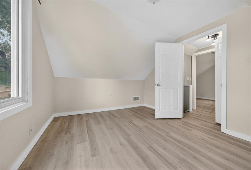 1080 Fleet, 2 Bedrooms Bedrooms, 7 Rooms Rooms,1 BathroomBathrooms,Residential,For Sale,Fleet