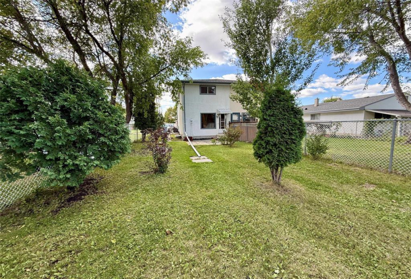 169 Bluewater, 3 Bedrooms Bedrooms, 10 Rooms Rooms,1 BathroomBathrooms,Residential,For Sale,Bluewater