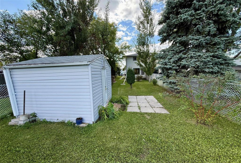 169 Bluewater, 3 Bedrooms Bedrooms, 10 Rooms Rooms,1 BathroomBathrooms,Residential,For Sale,Bluewater