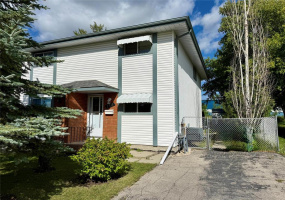 169 Bluewater, 3 Bedrooms Bedrooms, 10 Rooms Rooms,1 BathroomBathrooms,Residential,For Sale,Bluewater