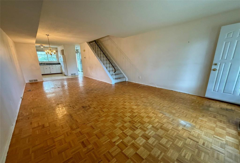 169 Bluewater, 3 Bedrooms Bedrooms, 10 Rooms Rooms,1 BathroomBathrooms,Residential,For Sale,Bluewater