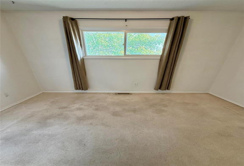 169 Bluewater, 3 Bedrooms Bedrooms, 10 Rooms Rooms,1 BathroomBathrooms,Residential,For Sale,Bluewater