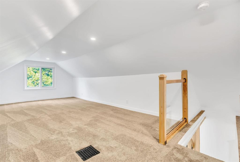 522 Hethrington, 3 Bedrooms Bedrooms, 7 Rooms Rooms,1 BathroomBathrooms,Residential,For Sale,Hethrington