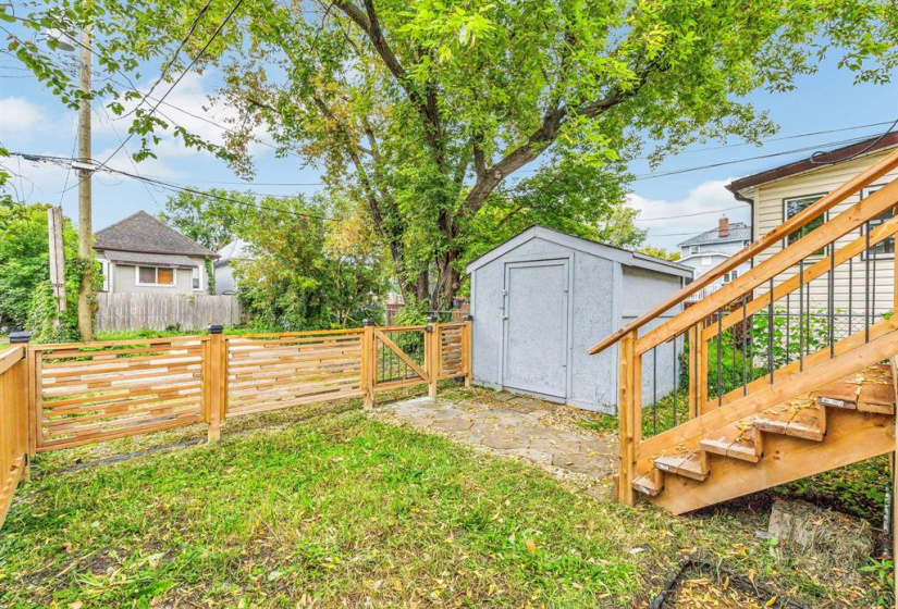 522 Hethrington, 3 Bedrooms Bedrooms, 7 Rooms Rooms,1 BathroomBathrooms,Residential,For Sale,Hethrington