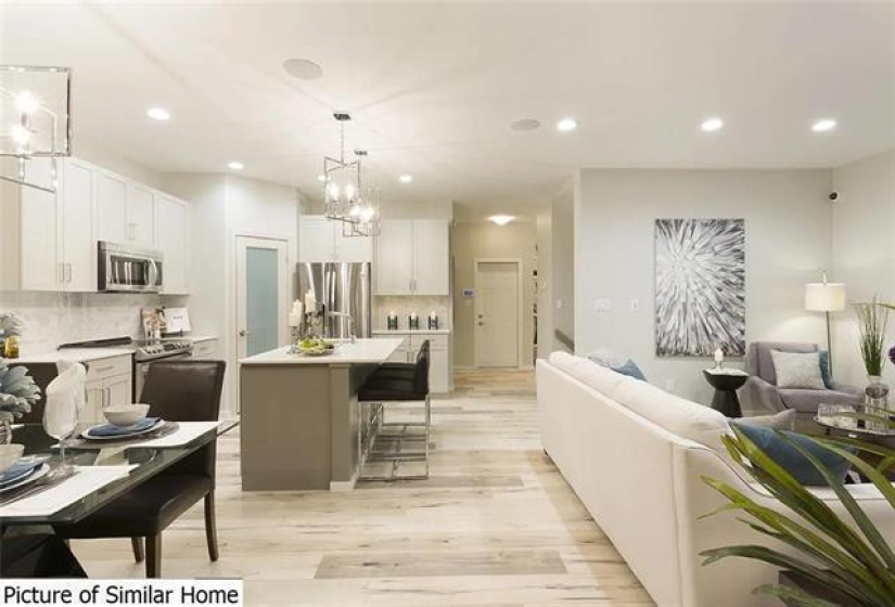 155 YALETON, 4 Bedrooms Bedrooms, 12 Rooms Rooms,3 BathroomsBathrooms,Residential,For Sale,YALETON