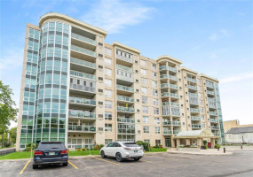 500 Tache, 2 Bedrooms Bedrooms, 8 Rooms Rooms,2 BathroomsBathrooms,Condominium,For Sale,Tache