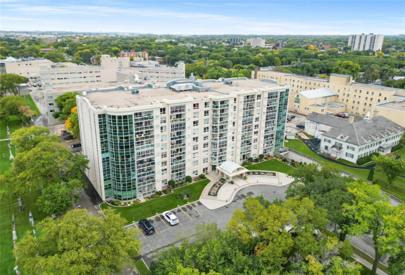 500 Tache, 2 Bedrooms Bedrooms, 8 Rooms Rooms,2 BathroomsBathrooms,Condominium,For Sale,Tache