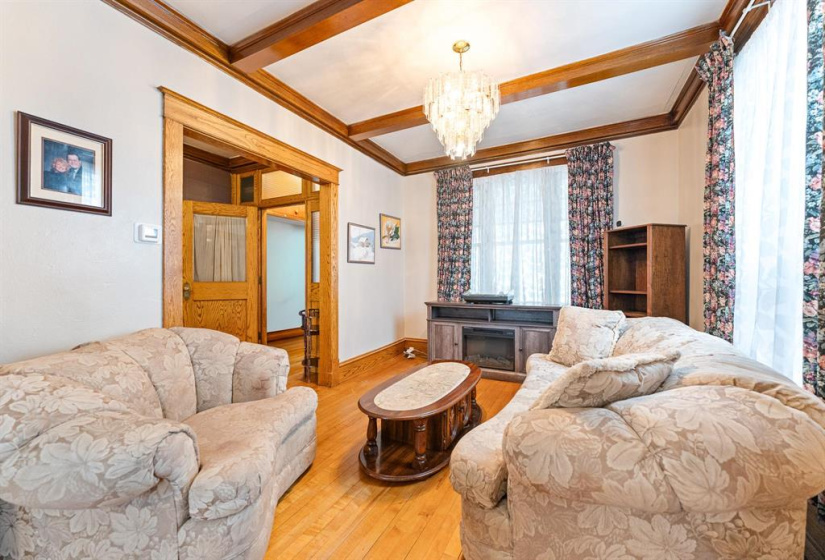 420 William Newton, 4 Bedrooms Bedrooms, 13 Rooms Rooms,1 BathroomBathrooms,Residential,For Sale,William Newton