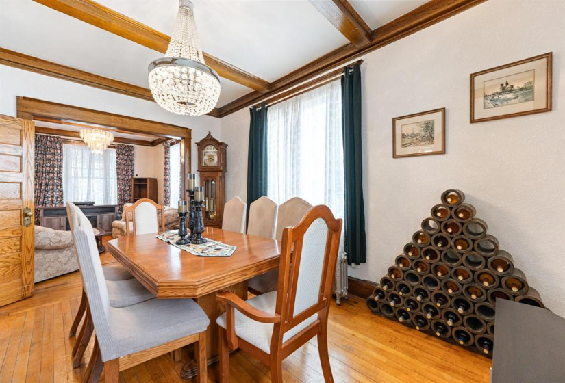 420 William Newton, 4 Bedrooms Bedrooms, 13 Rooms Rooms,1 BathroomBathrooms,Residential,For Sale,William Newton
