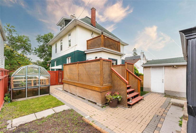 420 William Newton, 4 Bedrooms Bedrooms, 13 Rooms Rooms,1 BathroomBathrooms,Residential,For Sale,William Newton