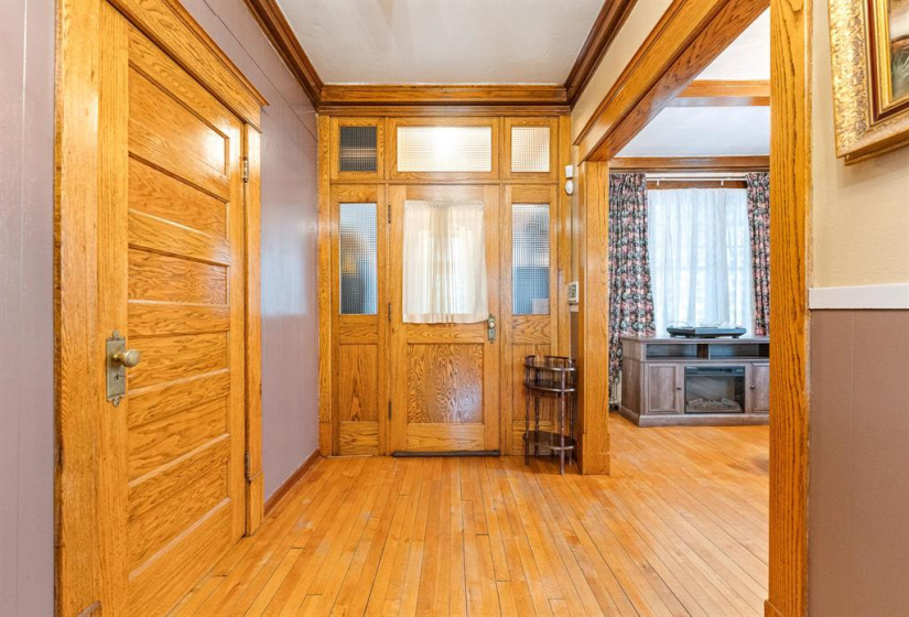 420 William Newton, 4 Bedrooms Bedrooms, 13 Rooms Rooms,1 BathroomBathrooms,Residential,For Sale,William Newton