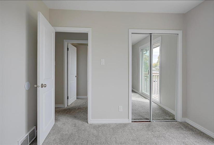 568 Johnson, 5 Bedrooms Bedrooms, 15 Rooms Rooms,2 BathroomsBathrooms,Residential,For Sale,Johnson