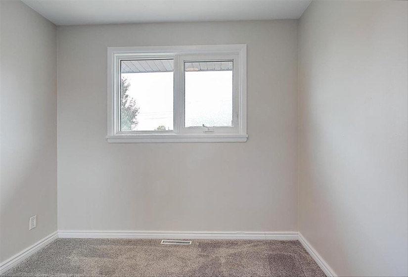 568 Johnson, 5 Bedrooms Bedrooms, 15 Rooms Rooms,2 BathroomsBathrooms,Residential,For Sale,Johnson
