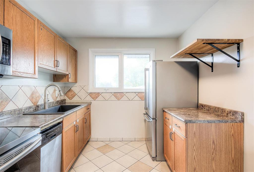 568 Johnson, 5 Bedrooms Bedrooms, 15 Rooms Rooms,2 BathroomsBathrooms,Residential,For Sale,Johnson