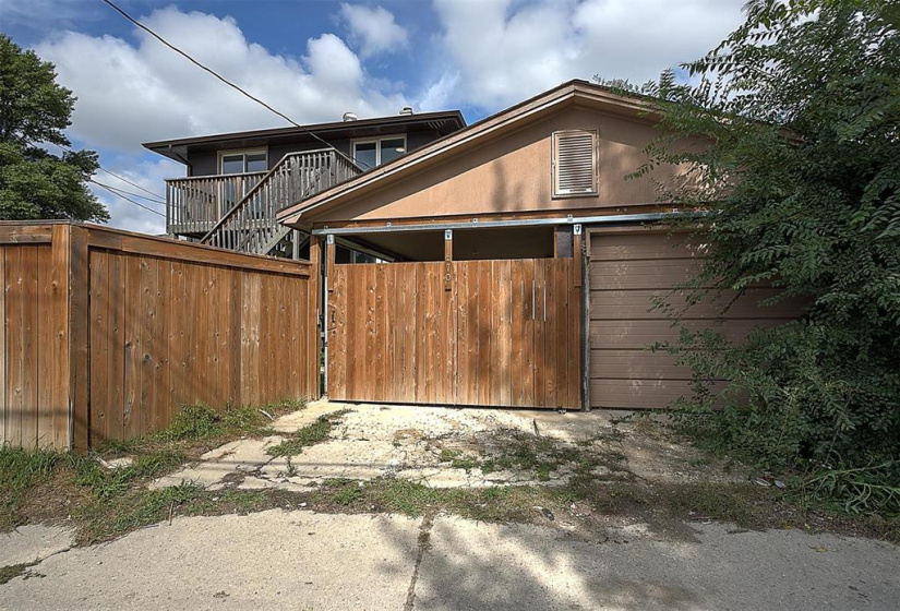 568 Johnson, 5 Bedrooms Bedrooms, 15 Rooms Rooms,2 BathroomsBathrooms,Residential,For Sale,Johnson
