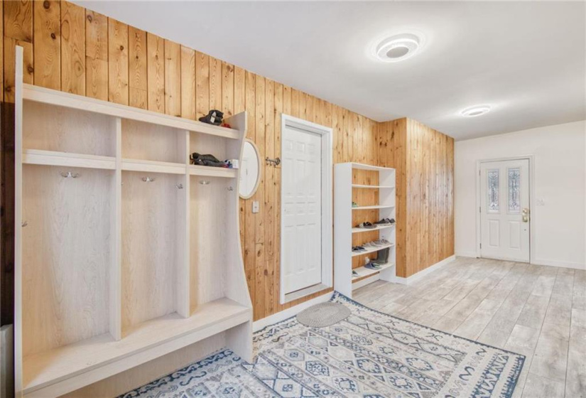 4337 Ross Farm, 3 Bedrooms Bedrooms, 12 Rooms Rooms,2 BathroomsBathrooms,Residential,For Sale,Ross Farm