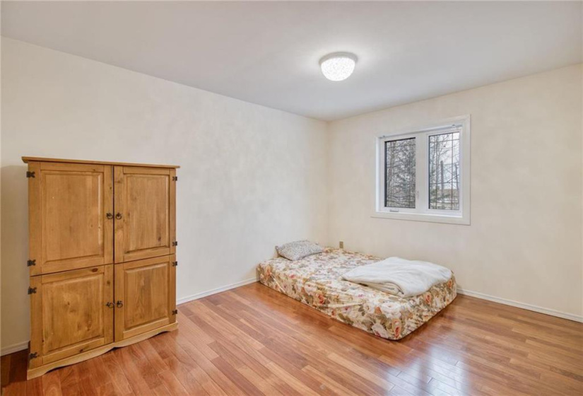 4337 Ross Farm, 3 Bedrooms Bedrooms, 12 Rooms Rooms,2 BathroomsBathrooms,Residential,For Sale,Ross Farm