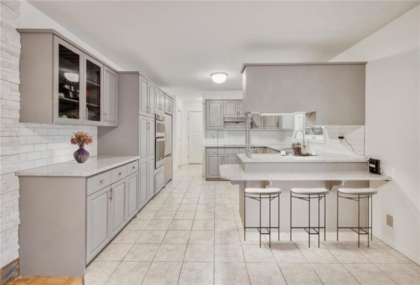 4337 Ross Farm, 3 Bedrooms Bedrooms, 12 Rooms Rooms,2 BathroomsBathrooms,Residential,For Sale,Ross Farm