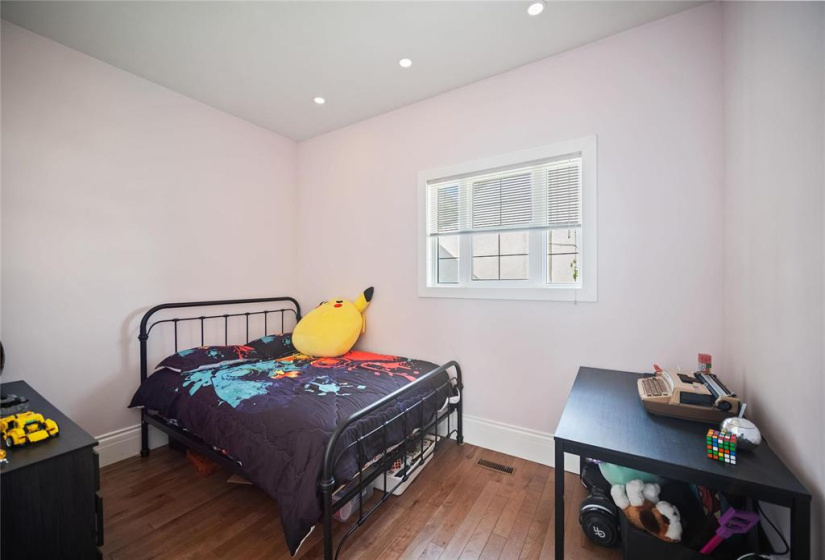 304 Horace, 3 Bedrooms Bedrooms, 11 Rooms Rooms,2 BathroomsBathrooms,Residential,For Sale,Horace