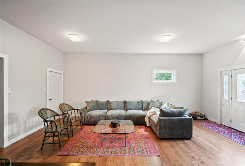 304 Horace, 3 Bedrooms Bedrooms, 11 Rooms Rooms,2 BathroomsBathrooms,Residential,For Sale,Horace