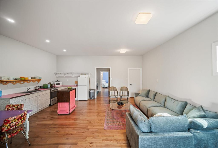 304 Horace, 3 Bedrooms Bedrooms, 11 Rooms Rooms,2 BathroomsBathrooms,Residential,For Sale,Horace