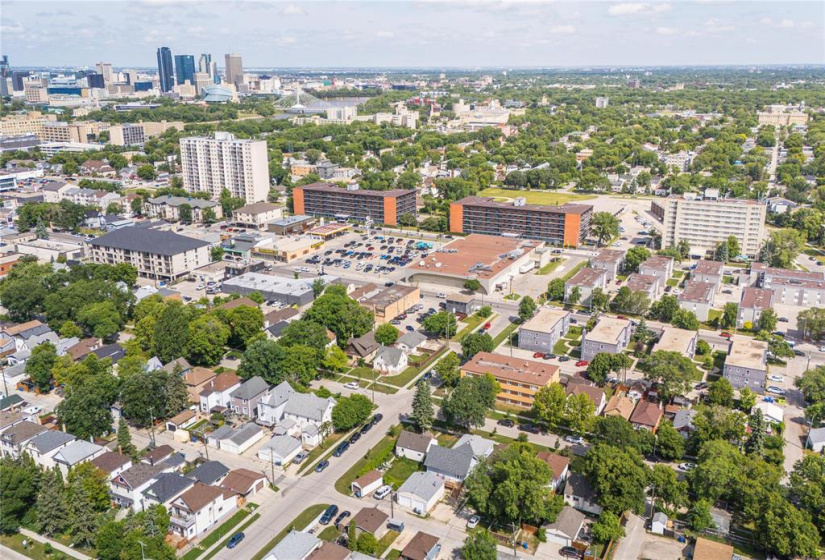 304 Horace, 3 Bedrooms Bedrooms, 11 Rooms Rooms,2 BathroomsBathrooms,Residential,For Sale,Horace