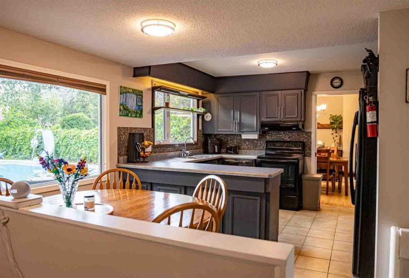 66 Carlotta, 4 Bedrooms Bedrooms, 12 Rooms Rooms,2 BathroomsBathrooms,Residential,For Sale,Carlotta