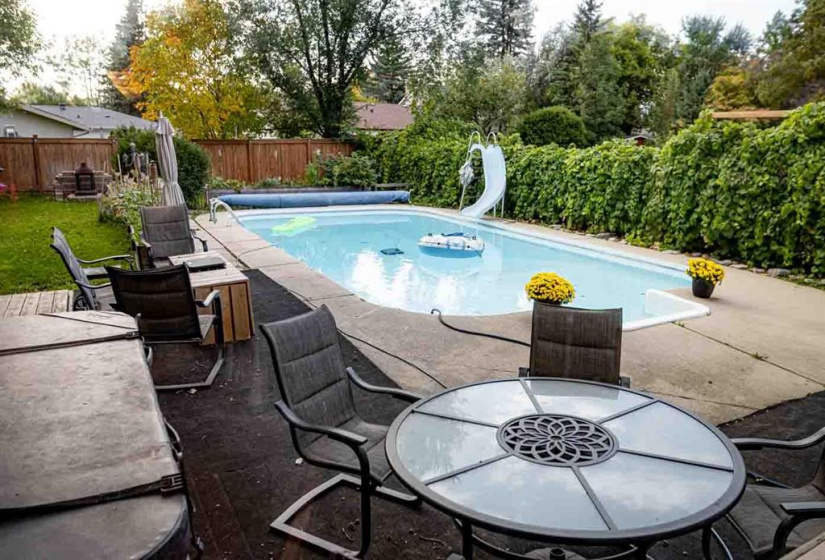 66 Carlotta, 4 Bedrooms Bedrooms, 12 Rooms Rooms,2 BathroomsBathrooms,Residential,For Sale,Carlotta