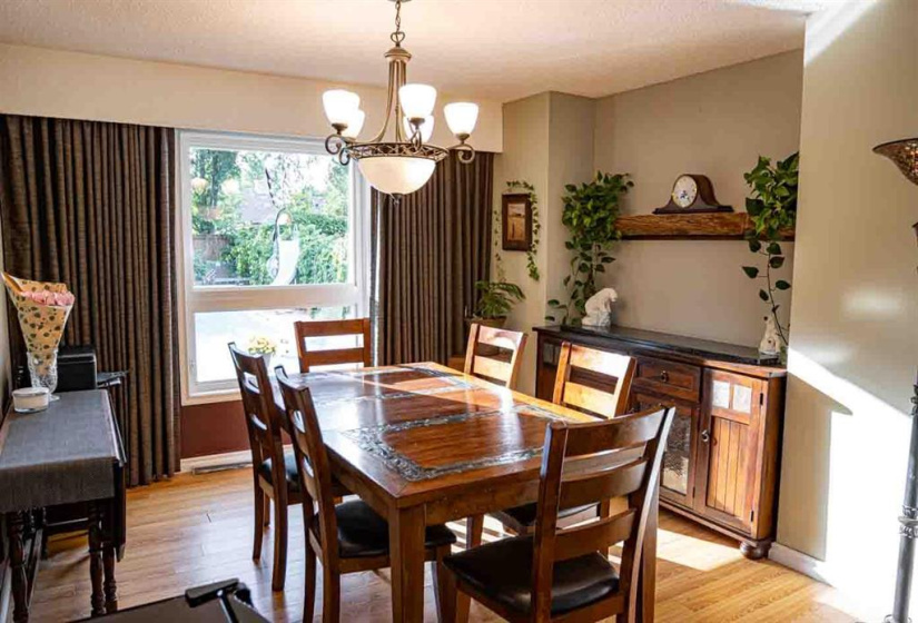 66 Carlotta, 4 Bedrooms Bedrooms, 12 Rooms Rooms,2 BathroomsBathrooms,Residential,For Sale,Carlotta