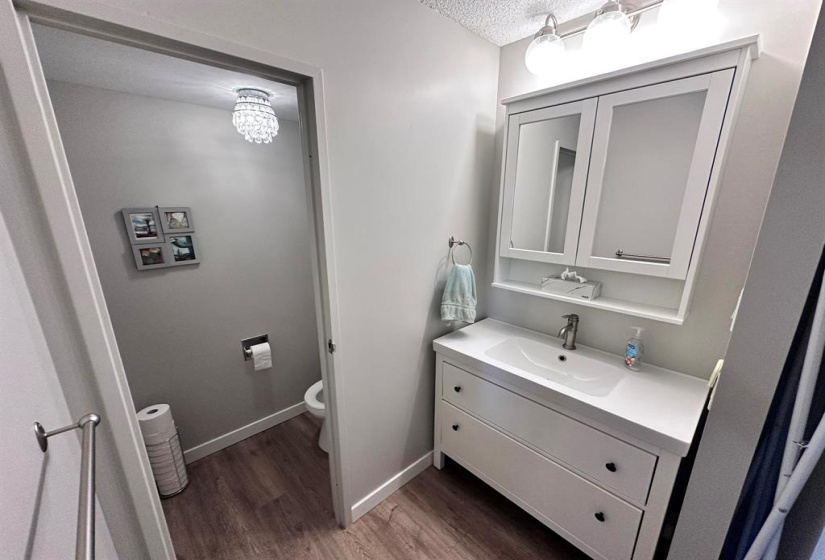 916 Cloutier, 2 Bedrooms Bedrooms, 8 Rooms Rooms,1 BathroomBathrooms,Condominium,For Sale,Cloutier