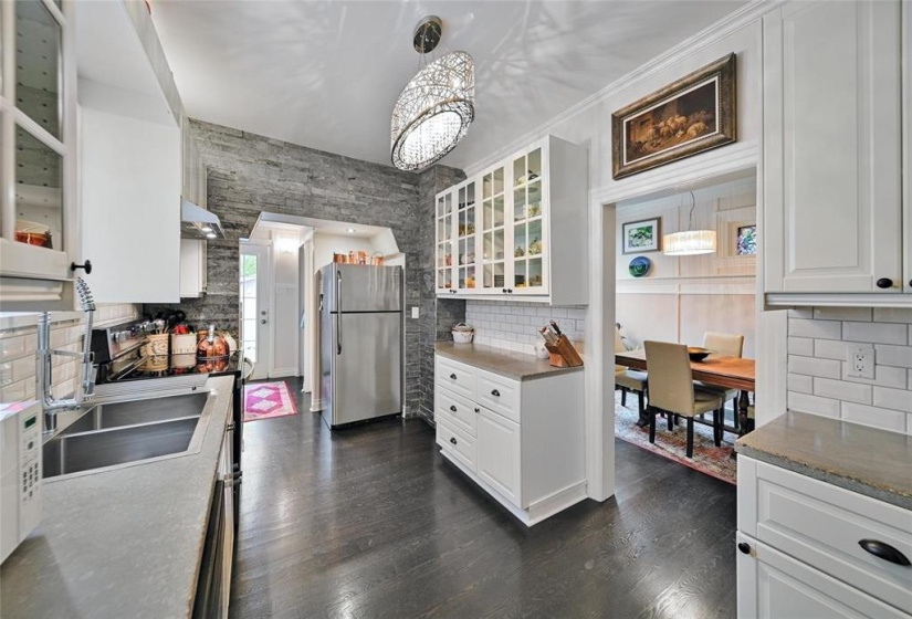 796 Jessie, 3 Bedrooms Bedrooms, 9 Rooms Rooms,2 BathroomsBathrooms,Residential,For Sale,Jessie