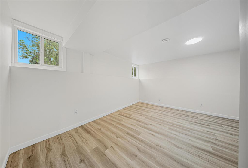 813 Louelda, 3 Bedrooms Bedrooms, 8 Rooms Rooms,2 BathroomsBathrooms,Residential,For Sale,Louelda