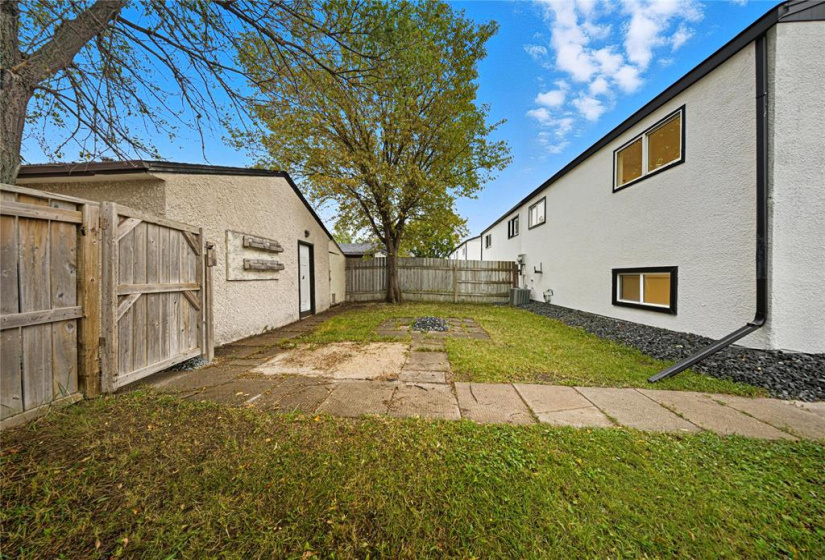 813 Louelda, 3 Bedrooms Bedrooms, 8 Rooms Rooms,2 BathroomsBathrooms,Residential,For Sale,Louelda