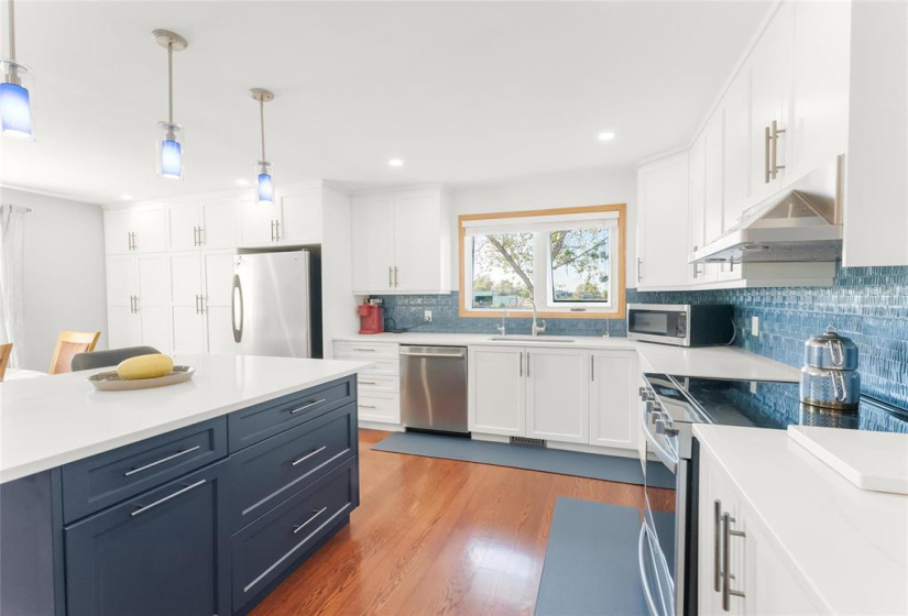 126 Symington, 6 Bedrooms Bedrooms, 15 Rooms Rooms,3 BathroomsBathrooms,Residential,For Sale,Symington