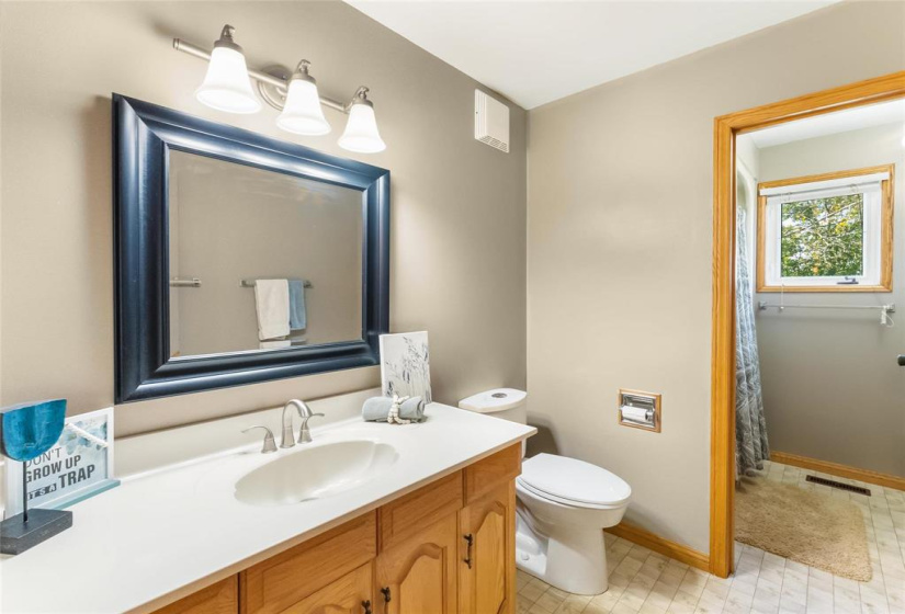 Main upstairs bathroom