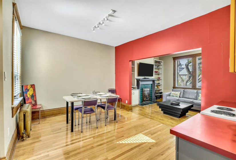 734 Dorchester, 2 Bedrooms Bedrooms, 8 Rooms Rooms,1 BathroomBathrooms,Condominium,For Sale,Dorchester