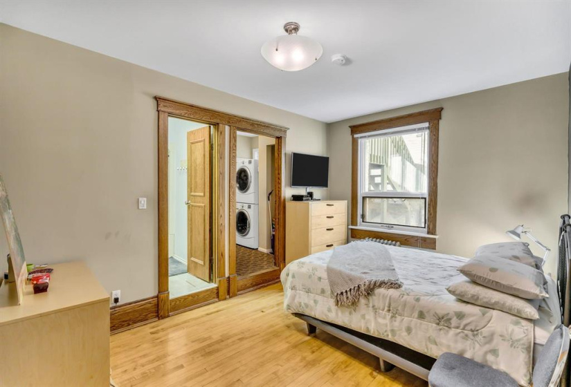 734 Dorchester, 2 Bedrooms Bedrooms, 8 Rooms Rooms,1 BathroomBathrooms,Condominium,For Sale,Dorchester